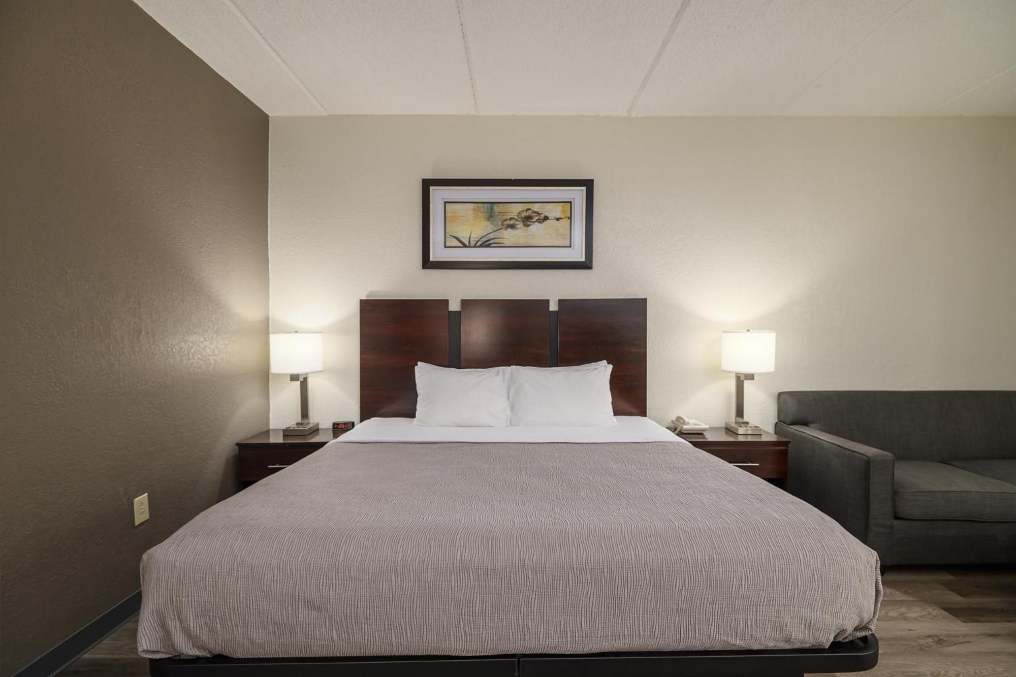 Quality Inn & Suites Lexington Bagian luar foto