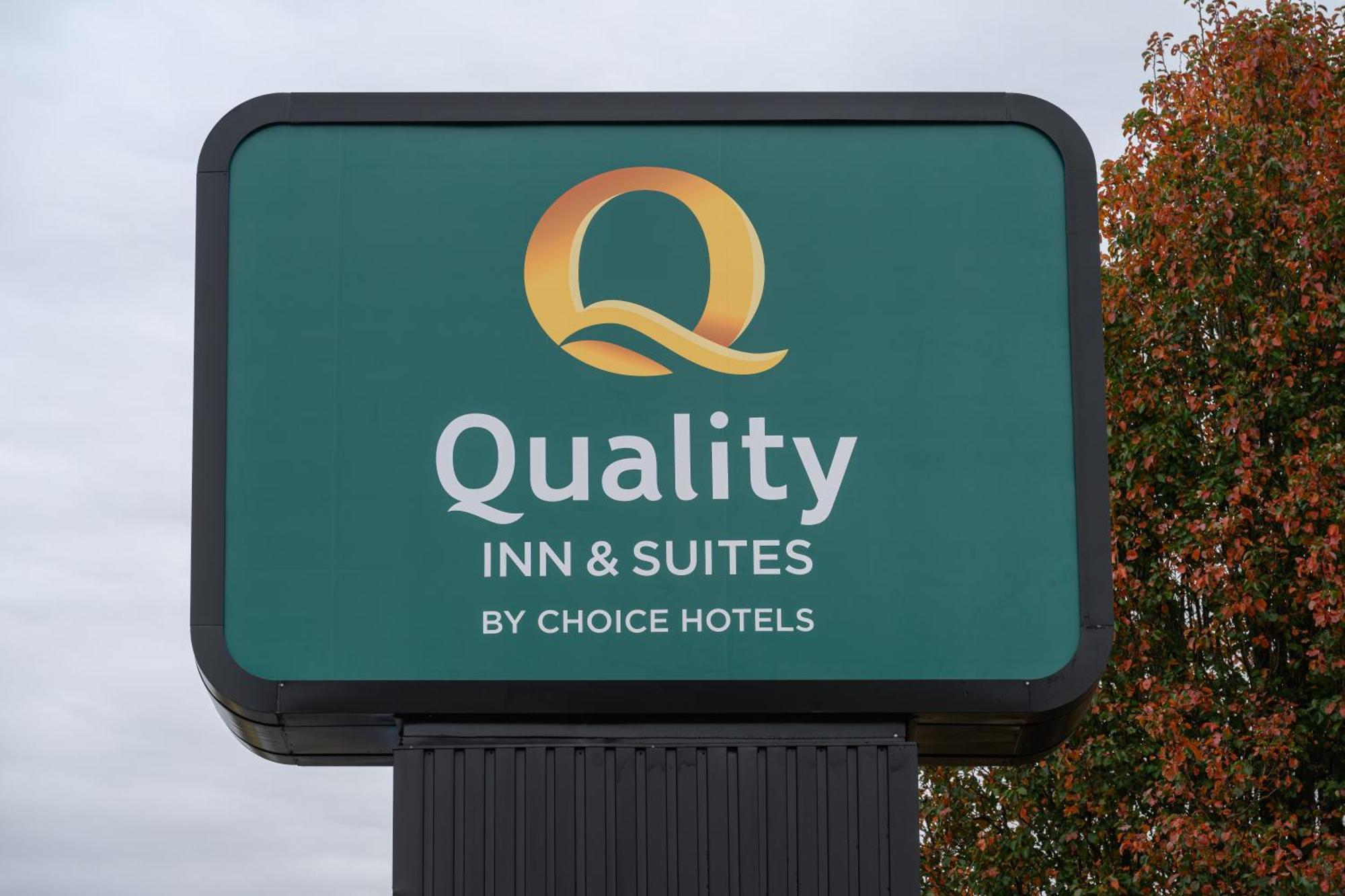 Quality Inn & Suites Lexington Bagian luar foto